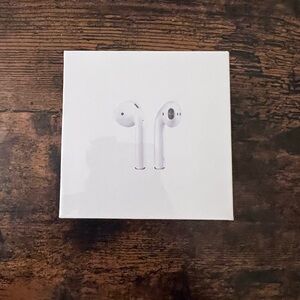 Apple White Earbud Headphones